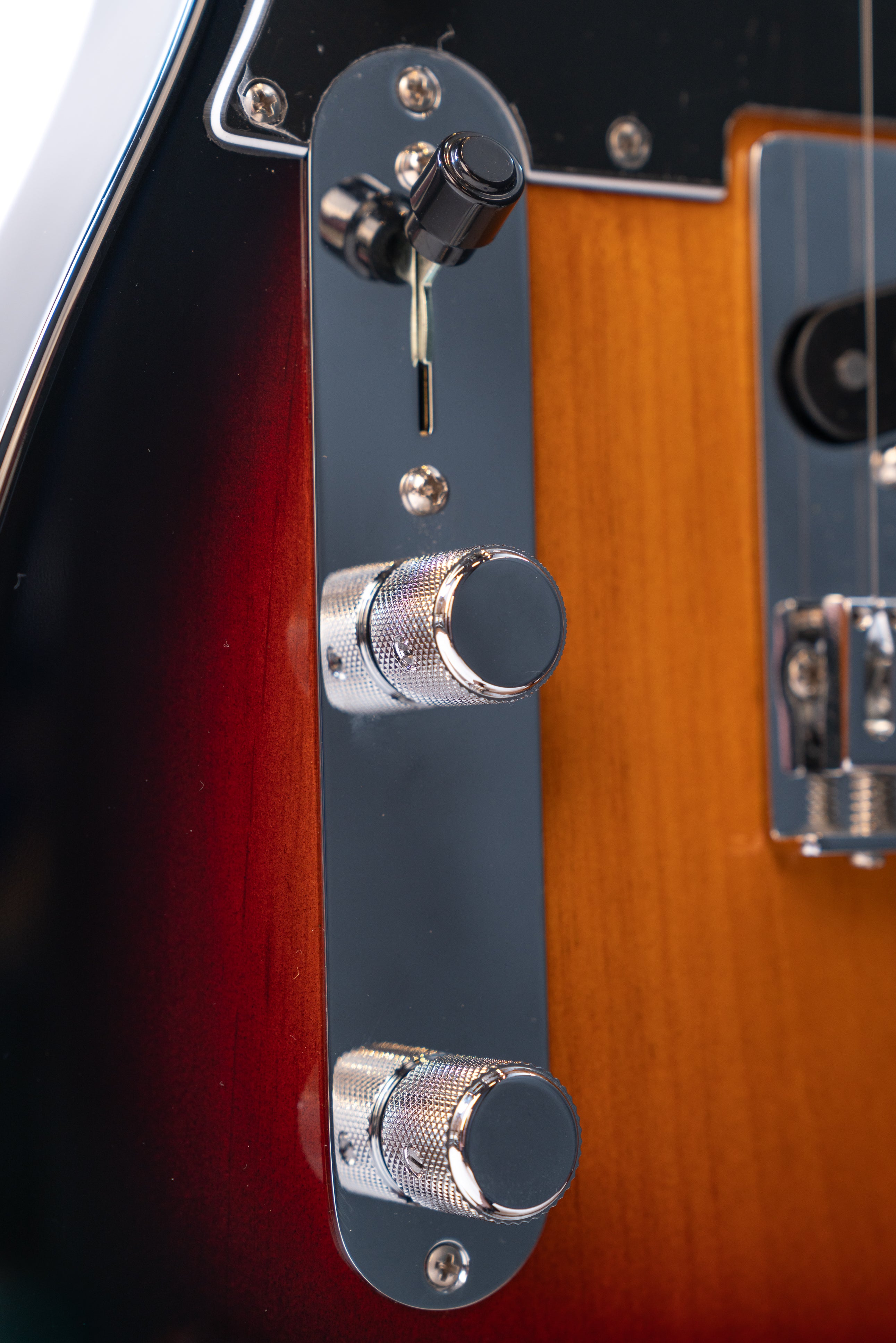 2024 Fender Lefty Telecaster Player II in 3TS