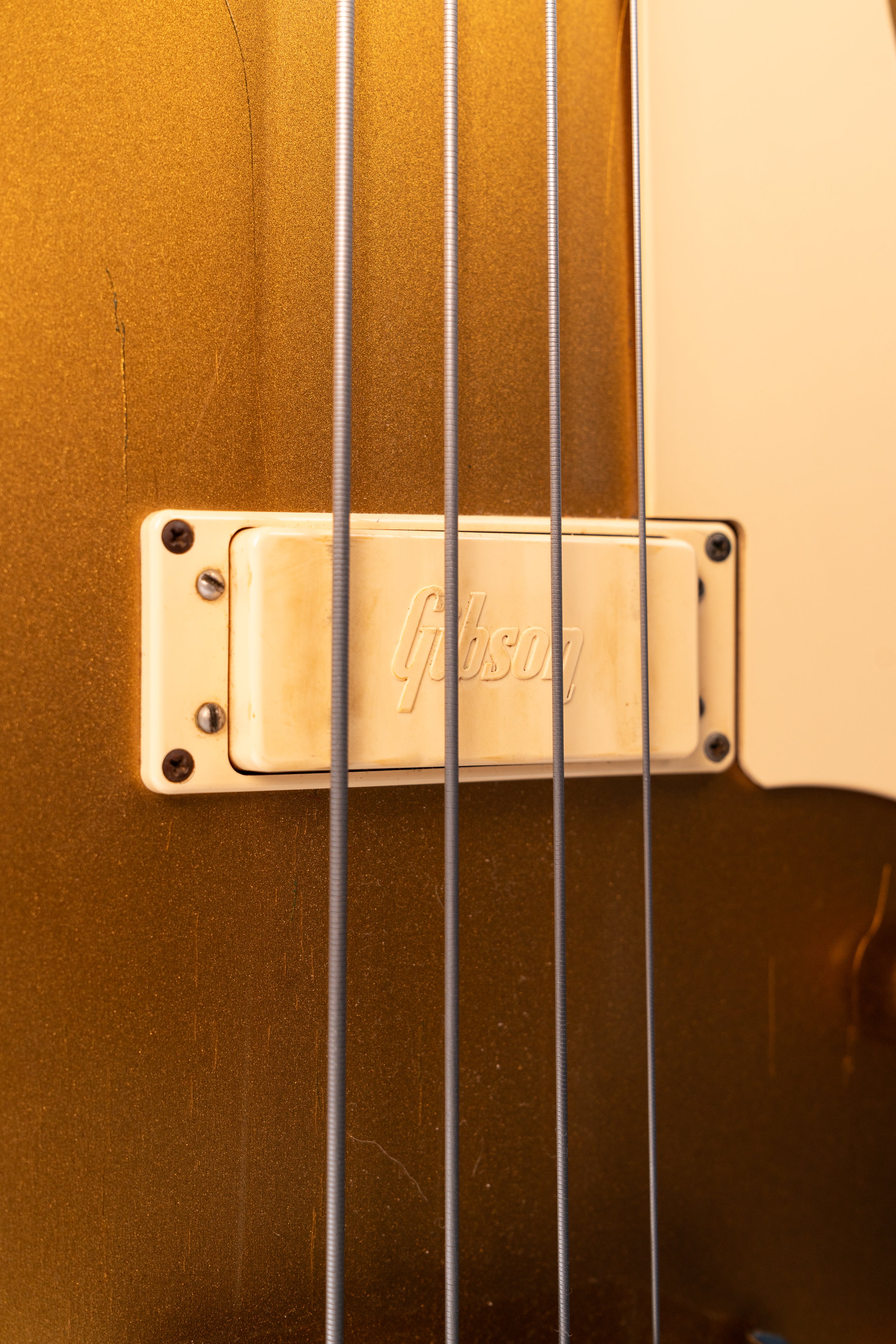 1974 Gibson Les Paul Signature Bass